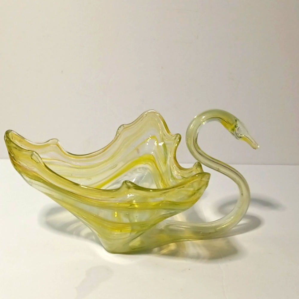X Large Handblown Glass Swan Bowl – Mid-Century Murano Style – Collectible Decor